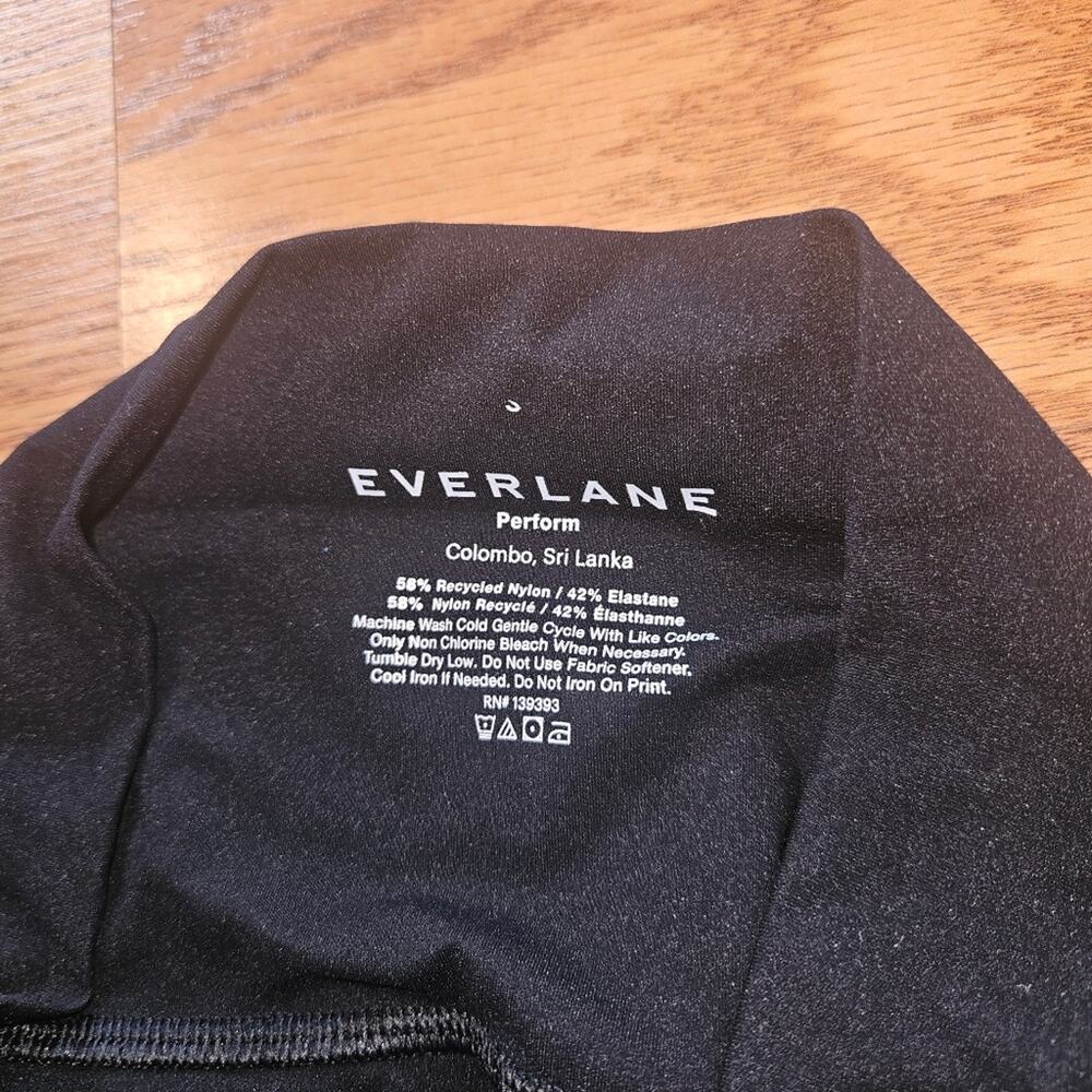 Everlane Perform Black Leggings Size Small - Picture 4 of 5